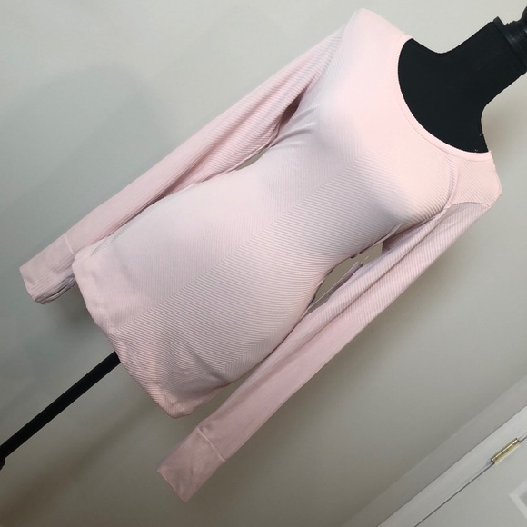 NWT Athleta Size Large Flurry Base Layer Top